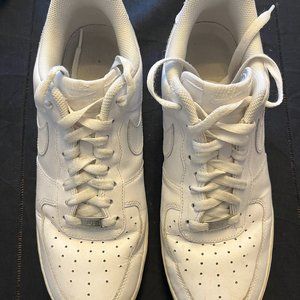 NIKE AIR FORCE 1 - White/White - Mens size 11 - Vintage '07